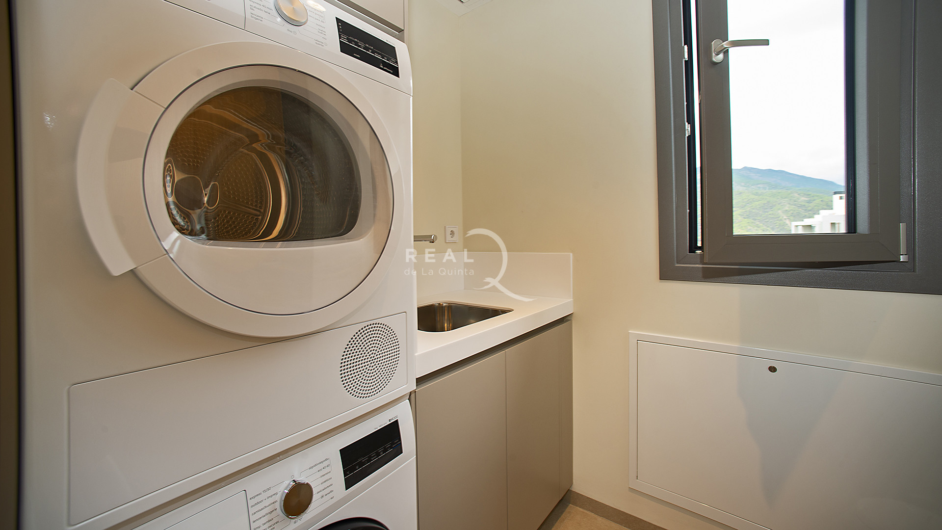 Washing room