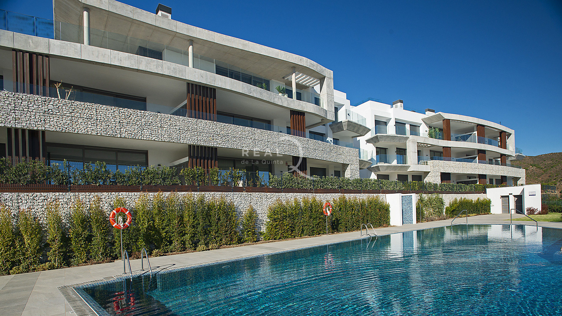 Comunity swimming pool