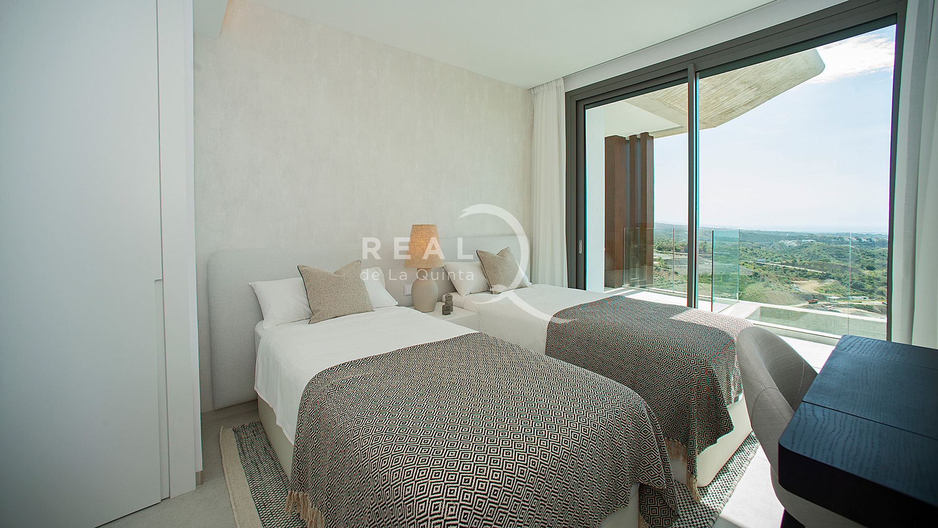 Second guest bedroom