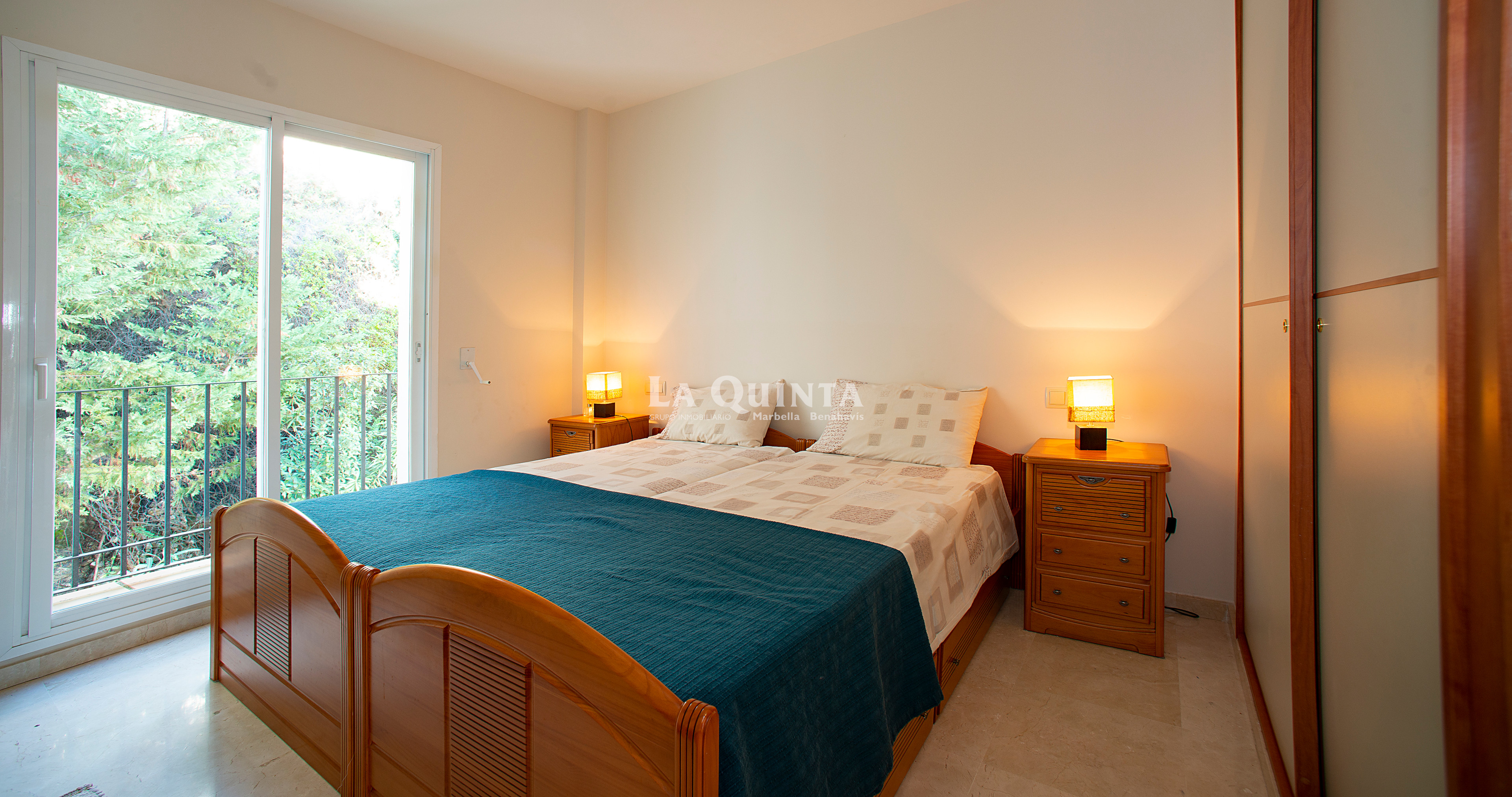 Guest bedroom