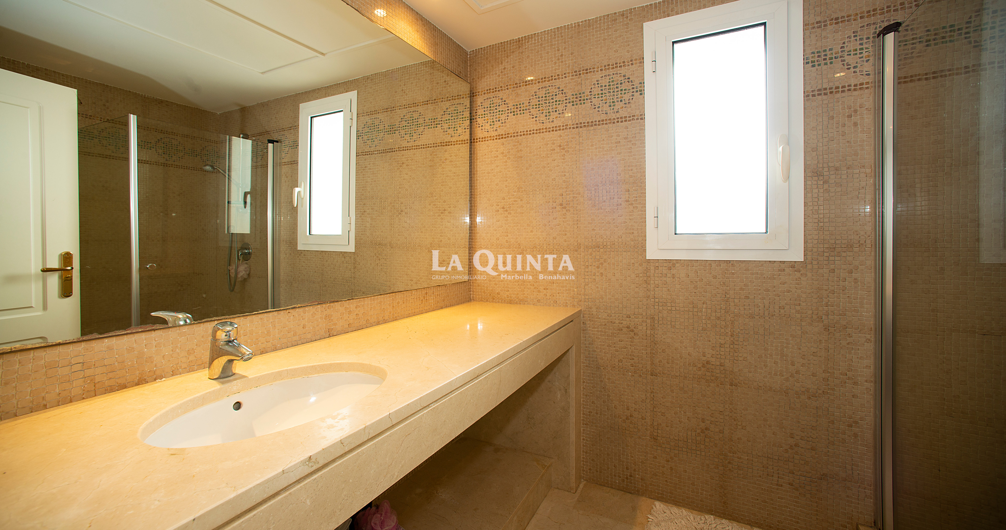 2nd bathroom
