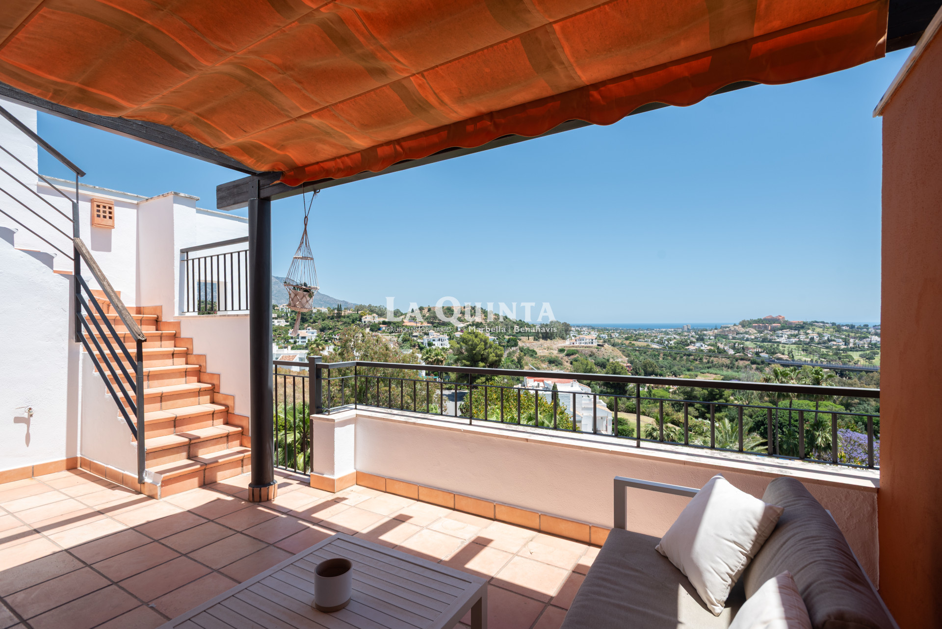Terrace & views