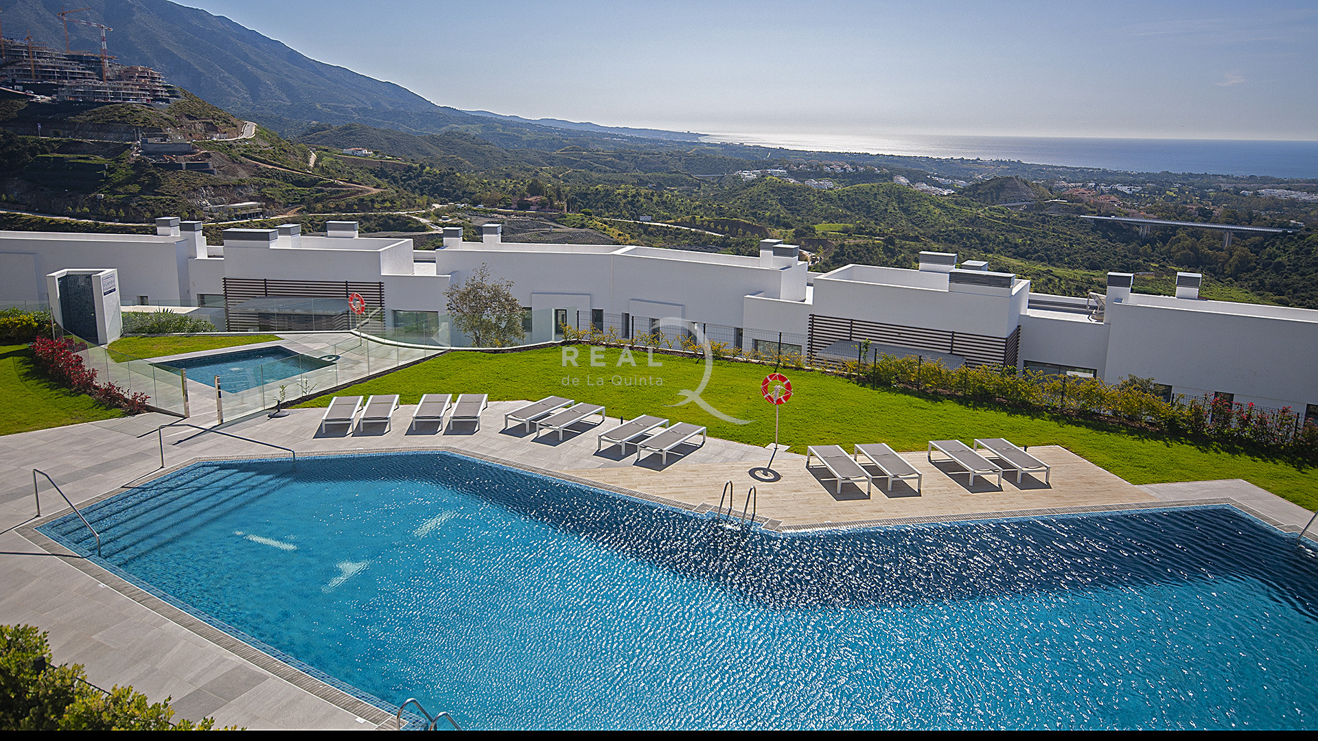 SWIMMING POOL VIEWS