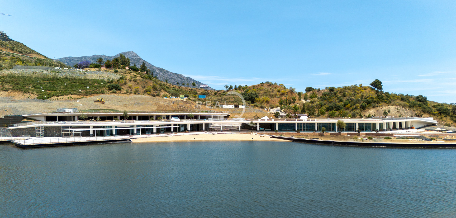 Lago Club