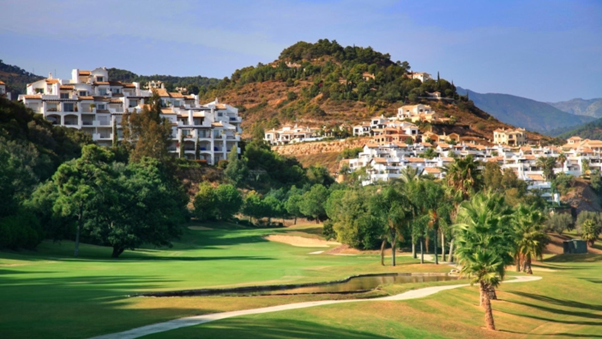 Alliance For The Transfer Of The Hotel La Quinta And La Quinta Golf Country Club La Quinta Real Estate Group